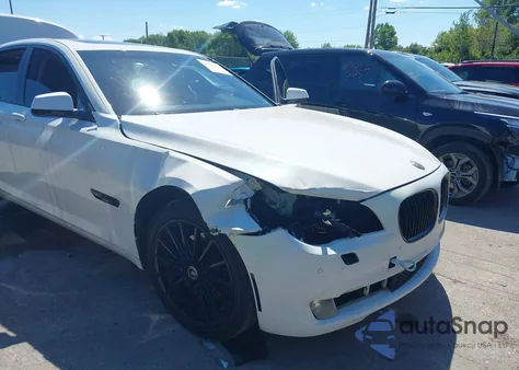 2012 BMW 740I z USA, uszkodzony, nr VIN WBAKA4C58CDS99459